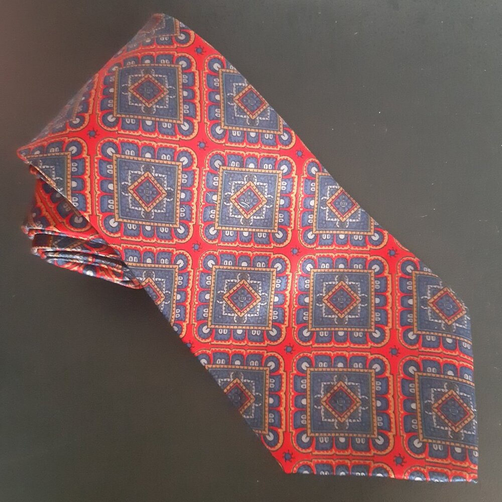 ⚡️BUY 3 for $55⚡️ Grafton & Co Silk Men's Tie, Ornate Square Multicolour Pattern - Picture 12 of 16
